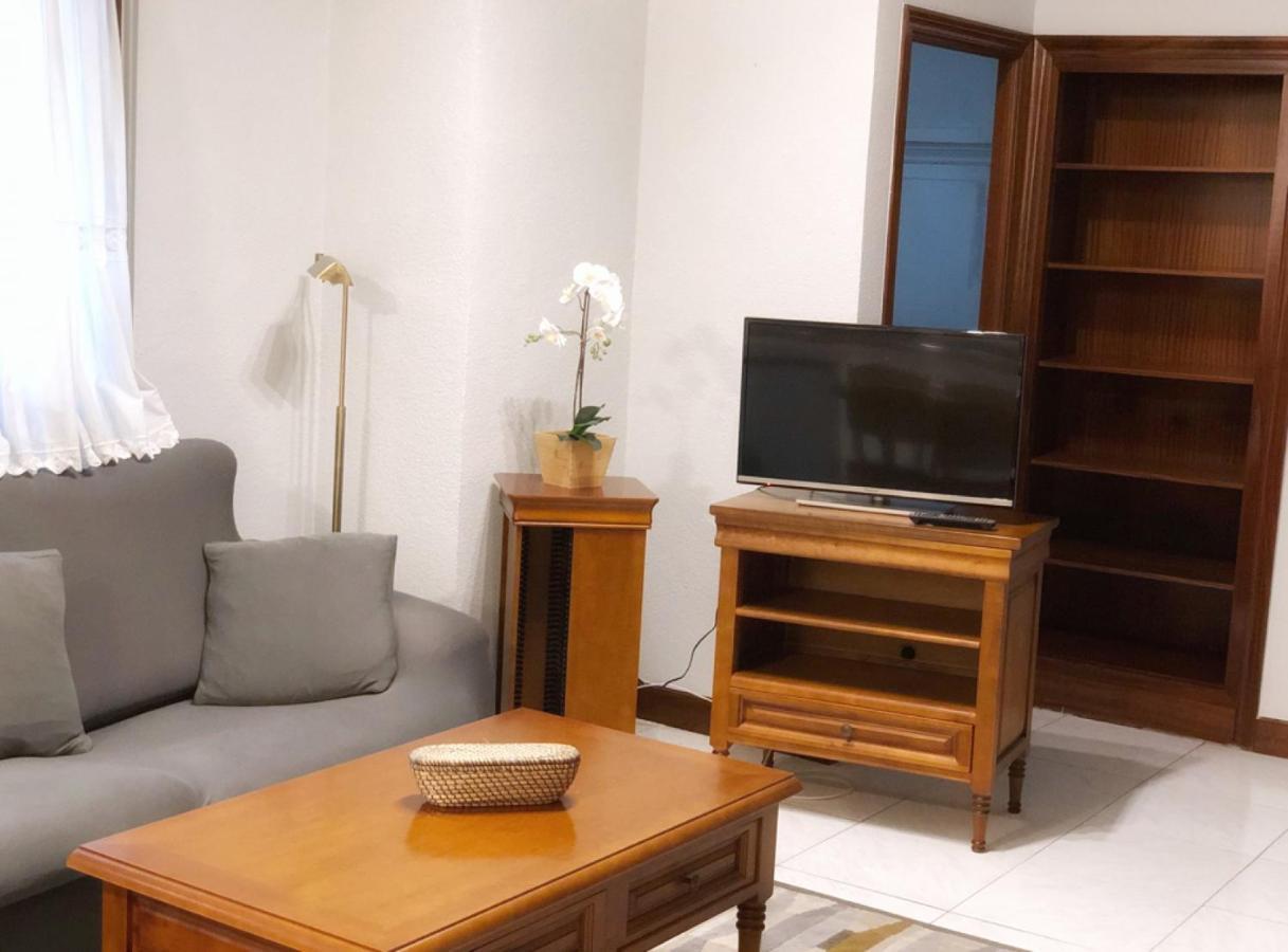 Clasico Y Funcional Vivienda Turistica Centro Бильбао Экстерьер фото